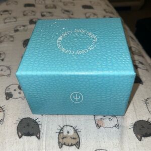 Twenty One Pilots Scaled and Icy limited edition Box set